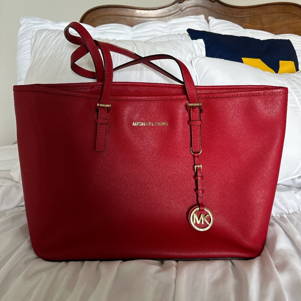 Michael Kors Jet Set Tote Red In Used Condition Retail 278